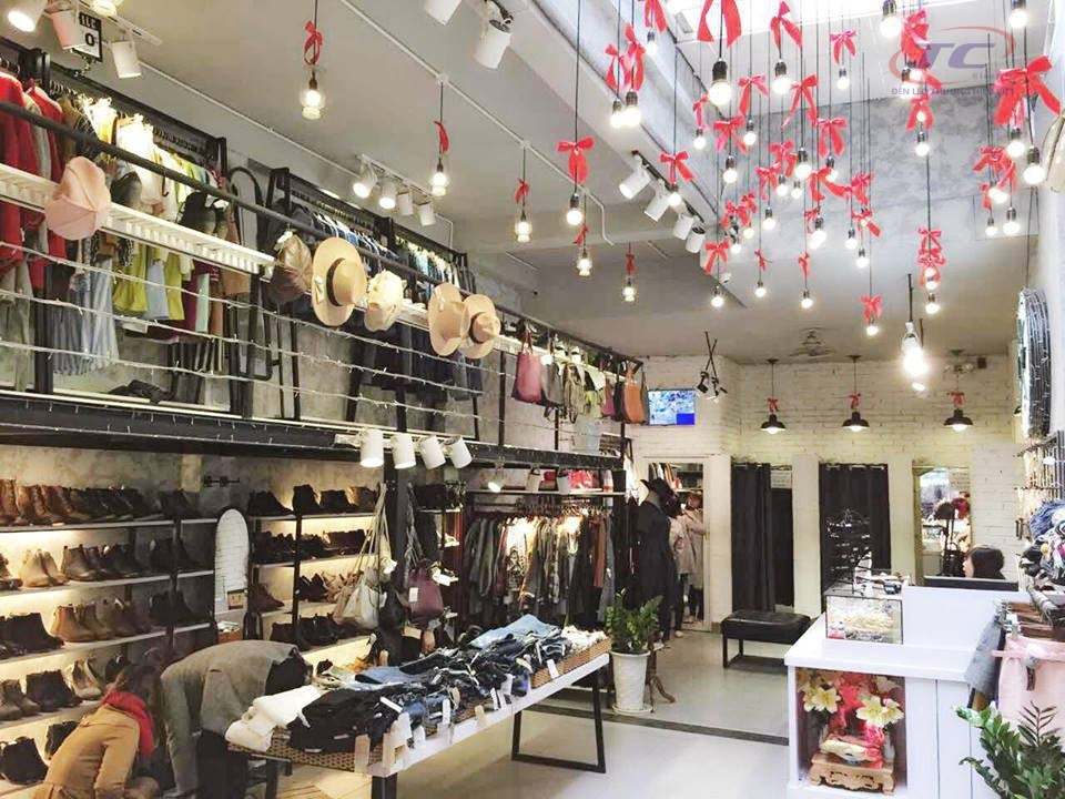 den-trang-tri-shop-thoi-trang